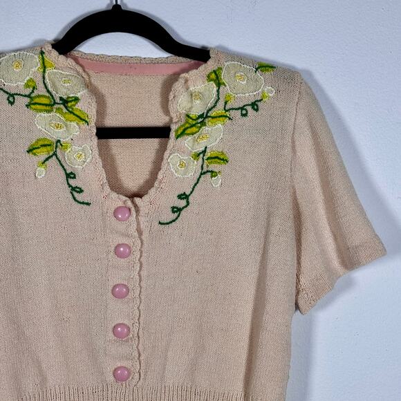 Vintage 1980s Cottage Core Sweater Pale Pink Green Floral Embroidery AS IS - Picture 4 of 15